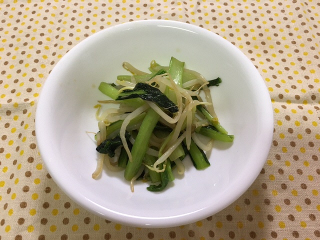 小松菜ともやしの炒め物