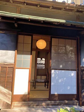 街フォト543-2025「朝日？夕日？」