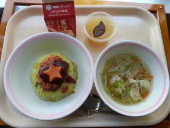 大谷田小学校の給食