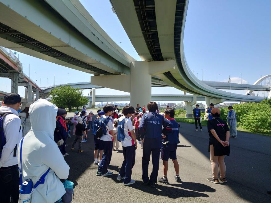 080510walk2