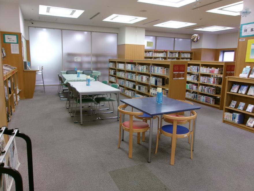 書架