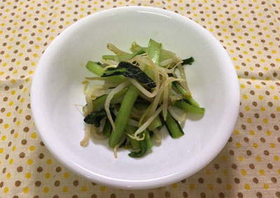 小松菜ともやしの炒め物画像
