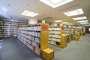 図書館15館