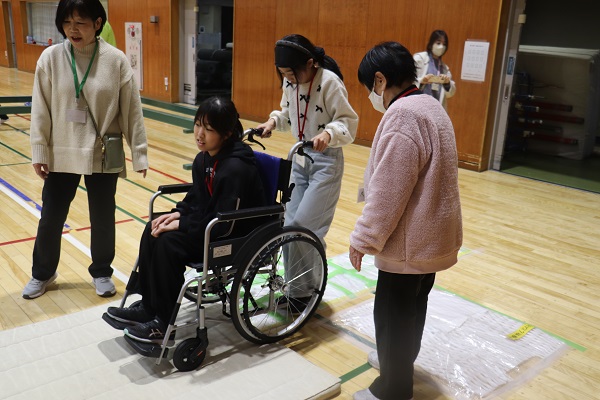 車いす体験