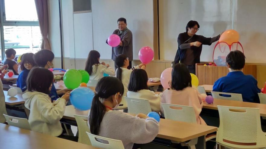 R7スーパー研修会（小学生の部）バルーンアート２