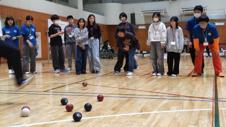 R7スーパー研修会（小学生の部）福祉学習４