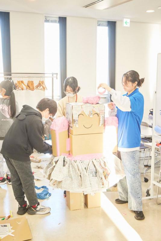 R6スーパー研修会（小学生の部）アート講習6