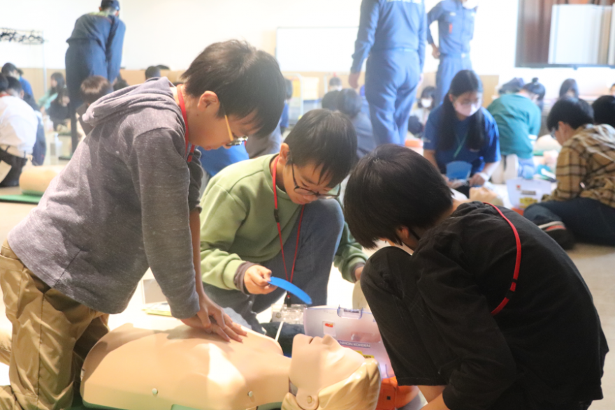 R6スーパー研修会（小学生の部）応急手当講習２