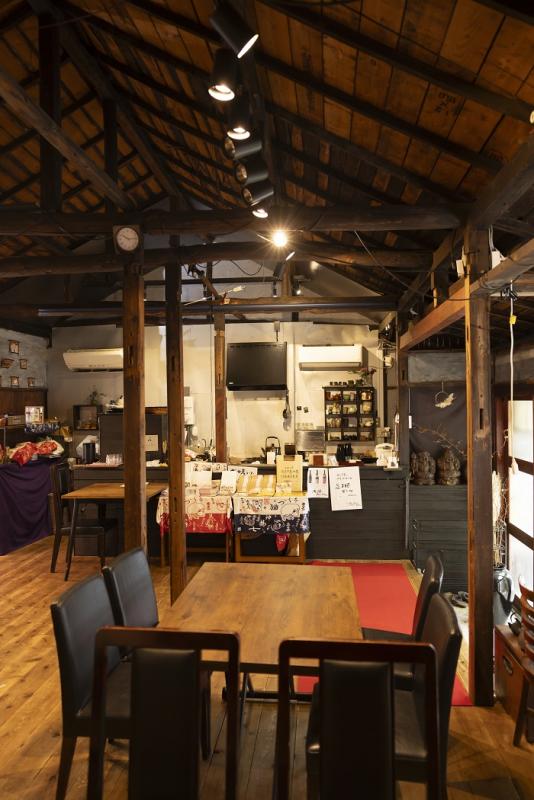 元2軒長屋、その不都合さも大切に残す-1