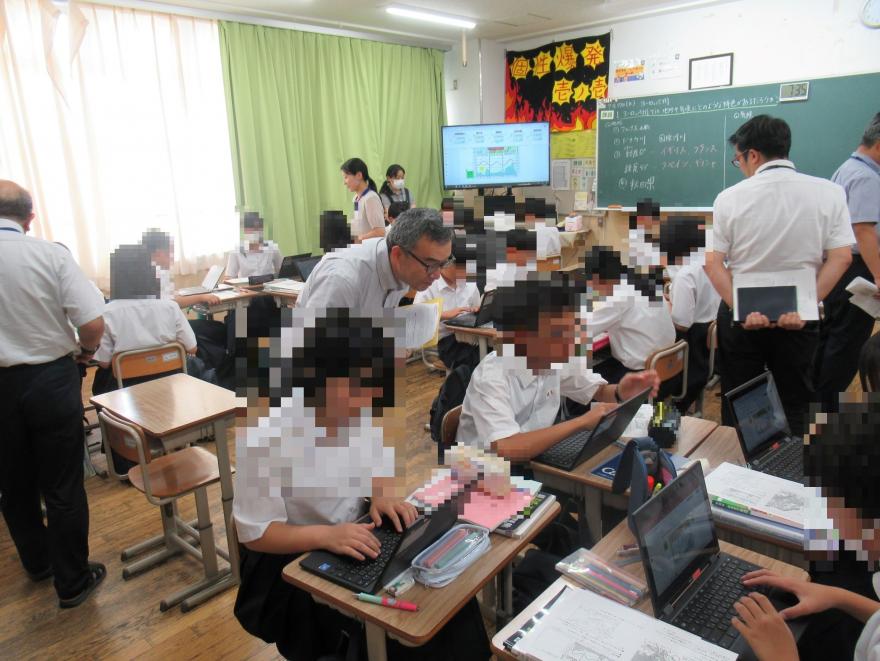 11中研究授業視察2-2