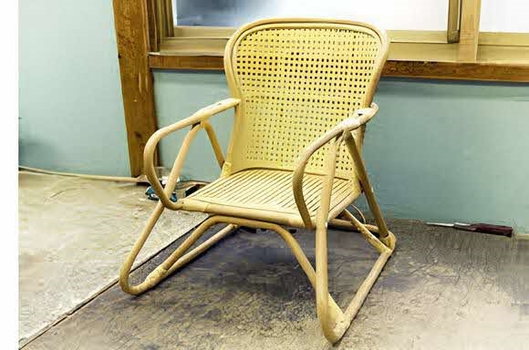 籐のいす