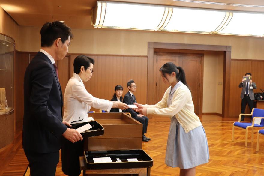 辞令交付