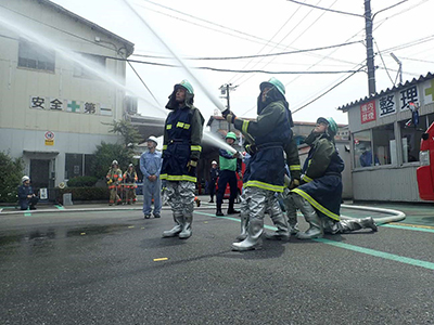 消防団の活動写真：千住消防団その2