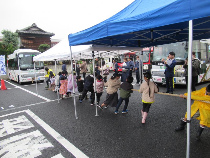 綱引き対決（みんな）