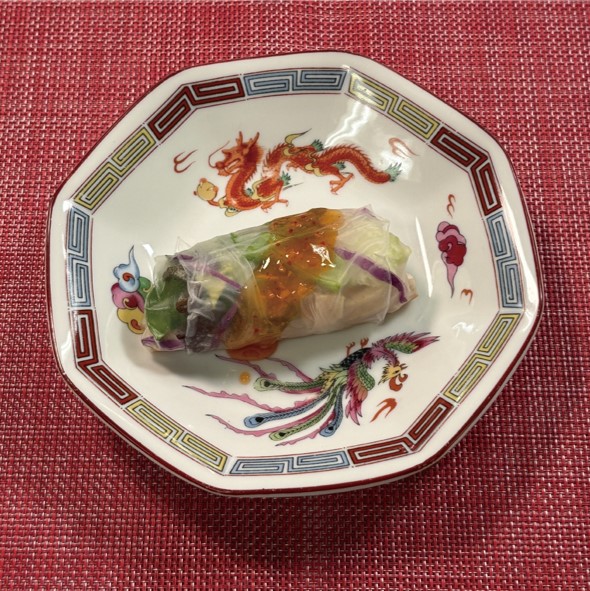 サラダチキンバーの生春巻き風