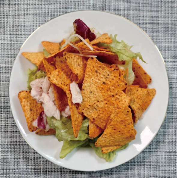 タコス風トルティーヤチップスサラダ