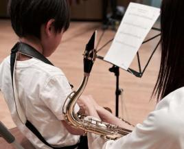 楽器体験ワークショップの様子