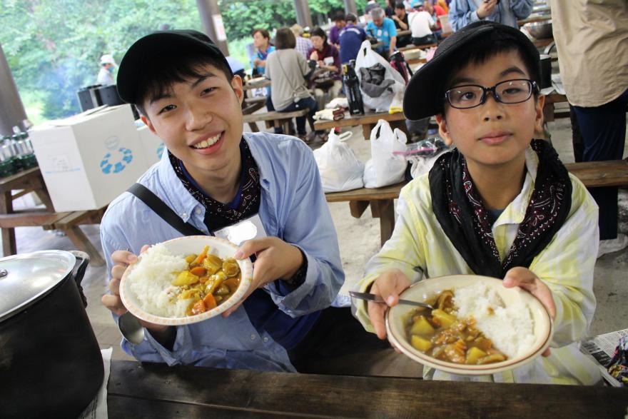 みんなで食事（R5御殿場）