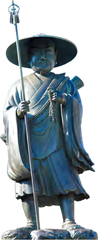 弘法大師立像